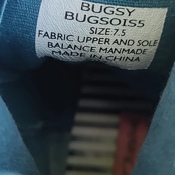 Women's Betsy Johnson Embroidered Laced Boots - Picture 5 of 12